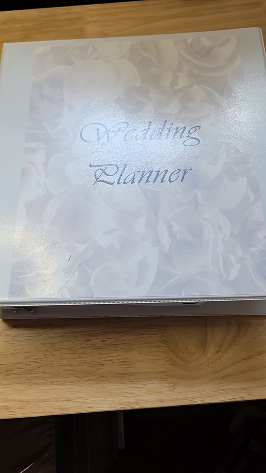 💍 Wedding Day Essentials — Build Your Perfect Planning + Emergency Set